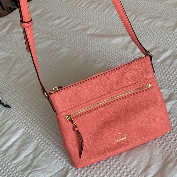 NWOT Kate Spade Coral Crossbody - Picture 4 of 5
